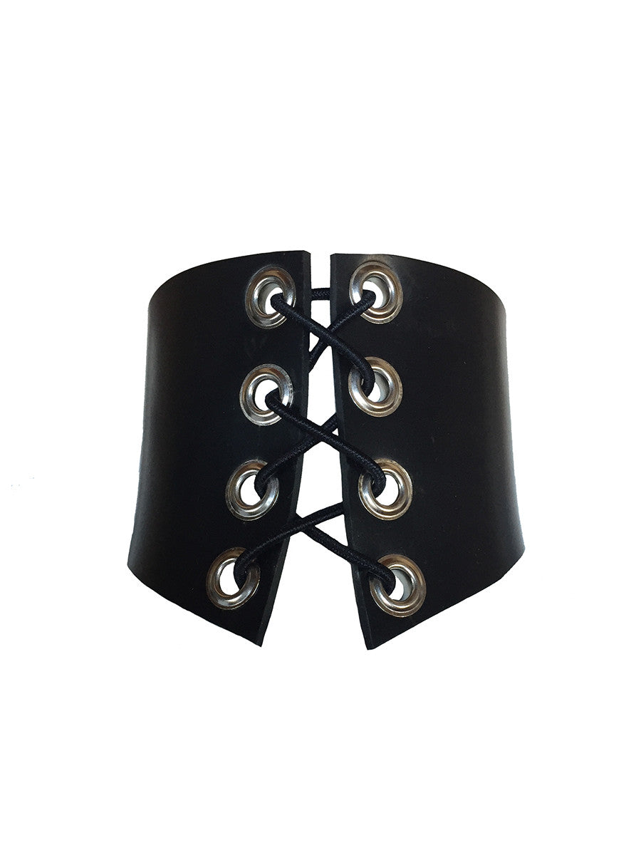 Nika Collar